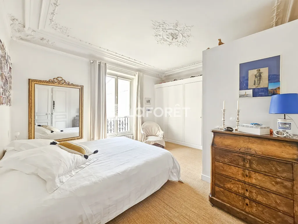 Camere da letto - 5-Piece Parisian Flat with West-East Views