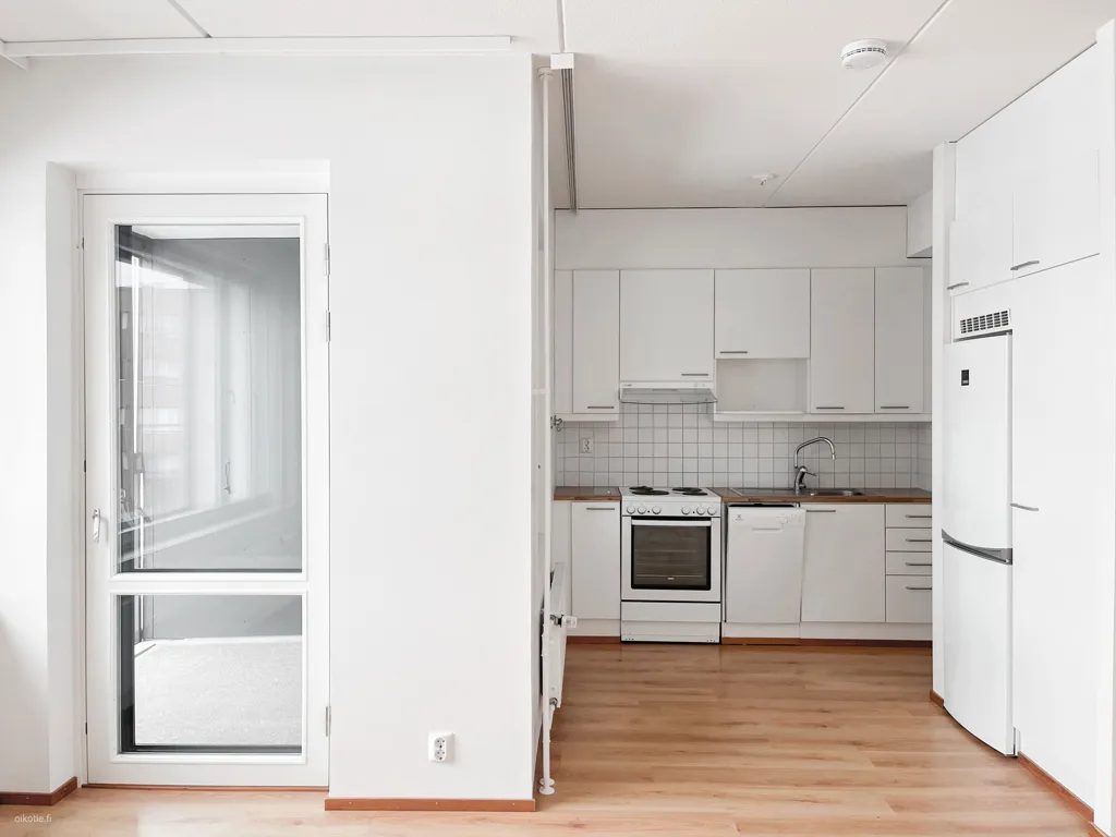 Cucina - Modern Apartment with Balcony in Pasila, Helsinki