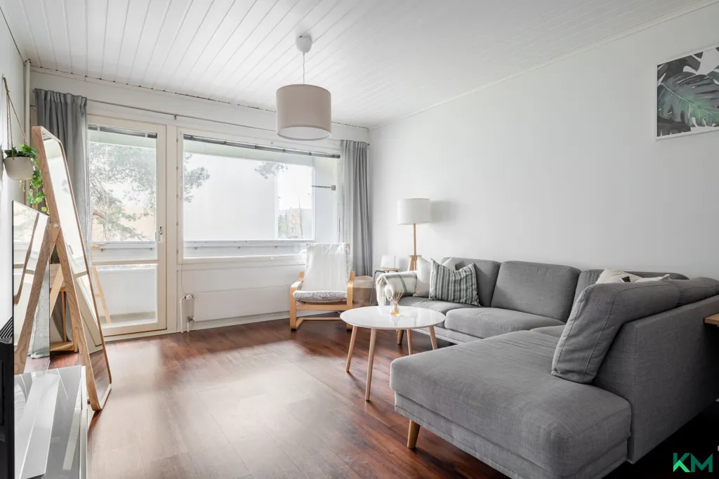 Séjour - Spacious Flat with South-Facing Terrace in Helsinki