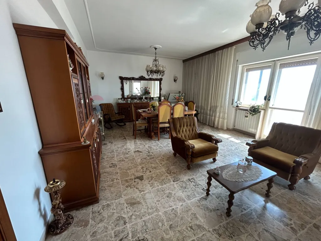 Séjour - Spacious Apartment with Terraces in Lanciano
