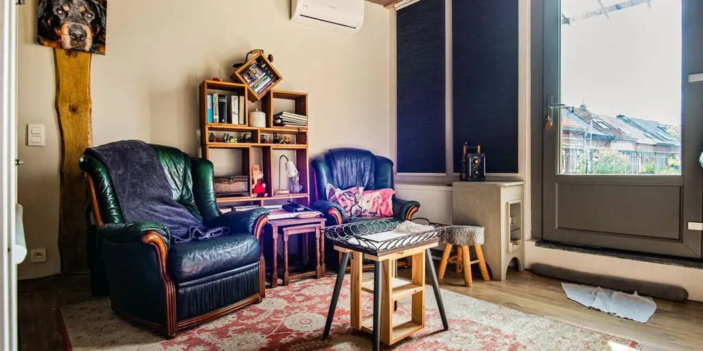 Office - Renovated Semi-Open House with Terrace in Lier