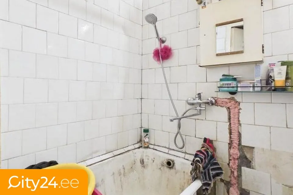 Salles de bain - 3-Bedroom Flat with Balcony in Iļģuciems