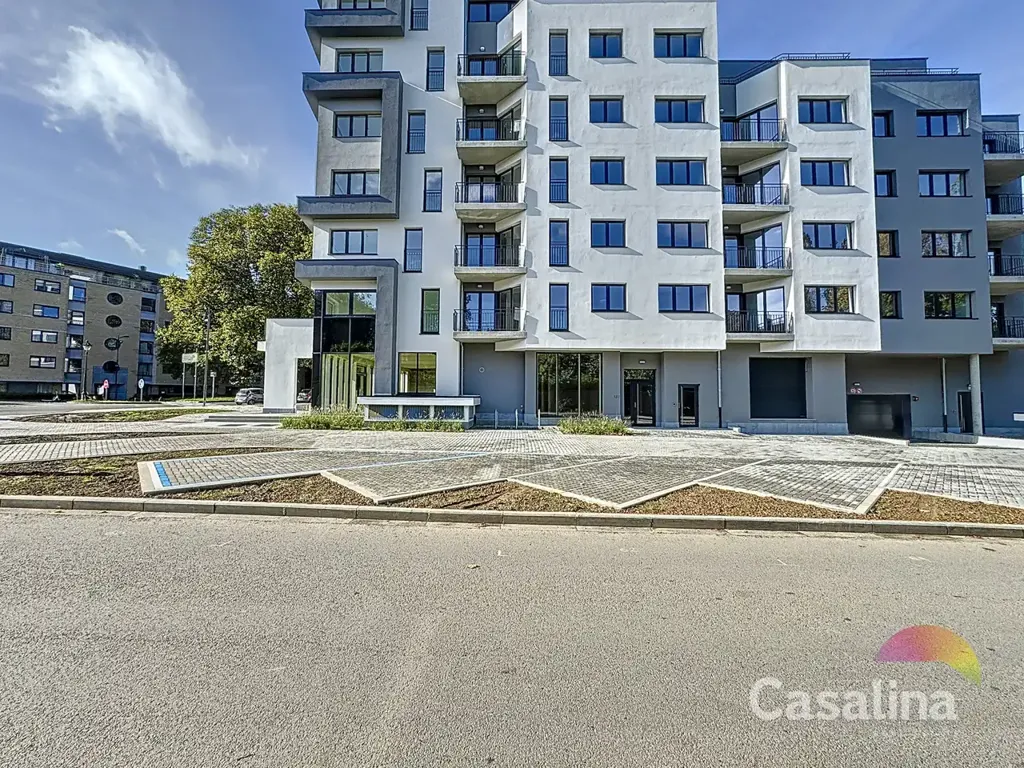 Esterno - Corner Retail Unit in Evere