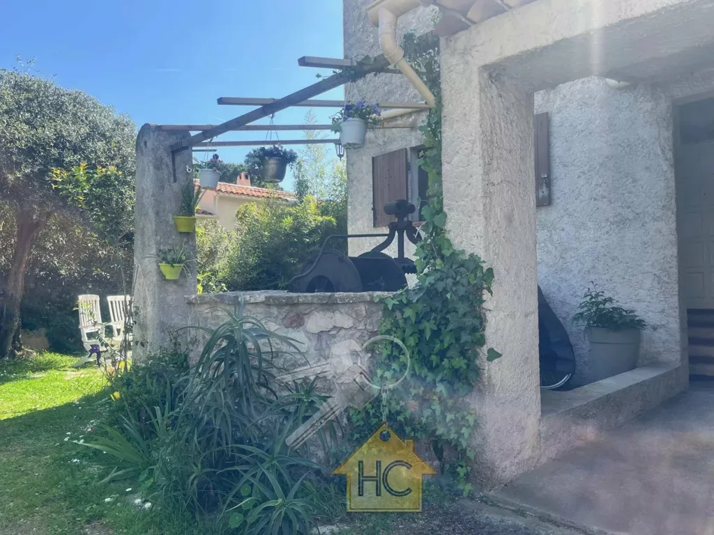 Jardin - Maison avec Piscine et Jardin à Cannes La Bocca