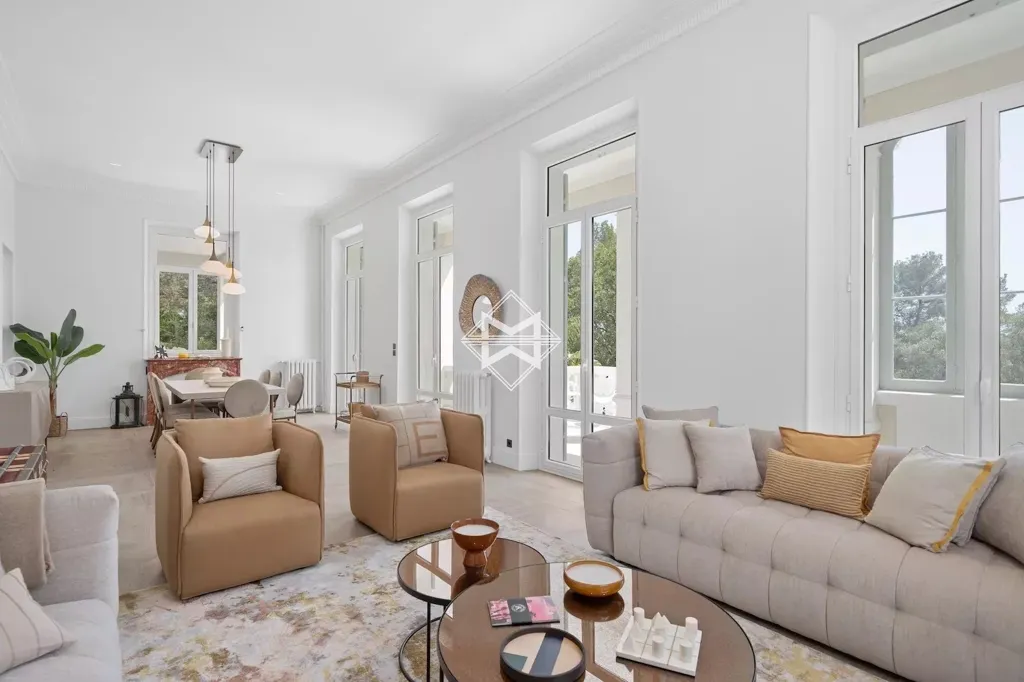 Living Room - Belle Époque Villa with Pool in Saint-Raphaël