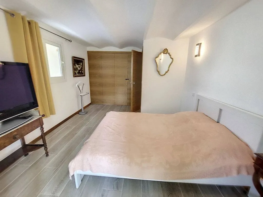 Magamistoad - Luxury Flat with Barbeque in Antibes