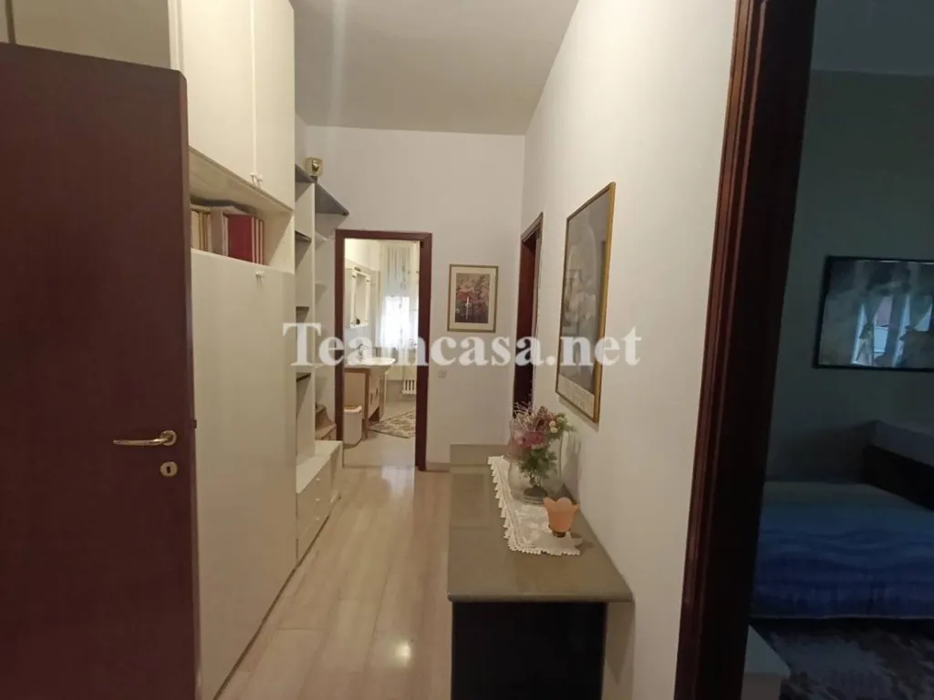 Ingresso - Spacious Apartment with Balcony in Pesaro Centre