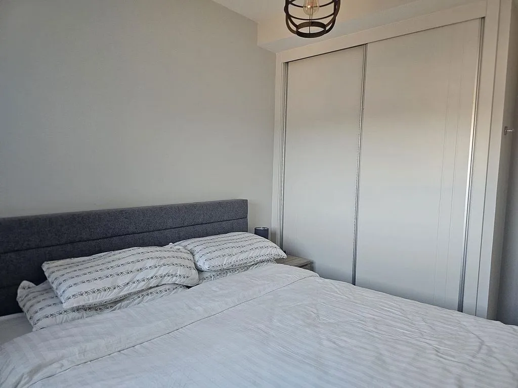 Magamistoad - Seafront Apartment with Pool in Playa de Poniente