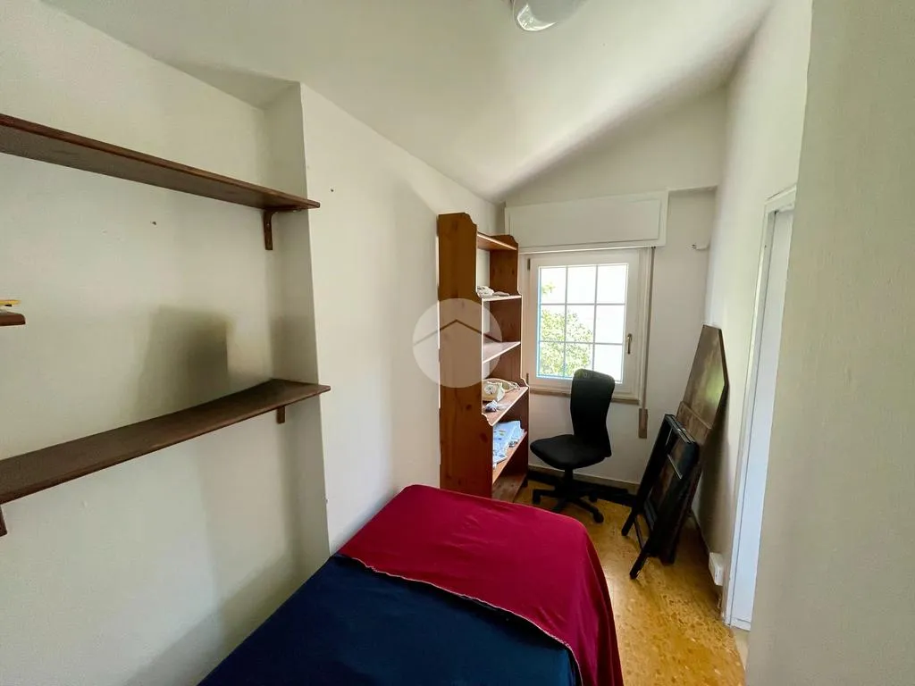 Camere da letto - Spacious 2-Bedroom with Private Courtyard in Garda