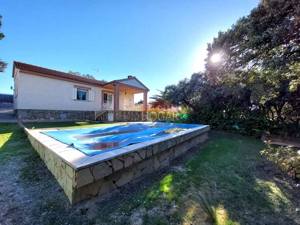 Bassein - Chalet with Pool in Maello