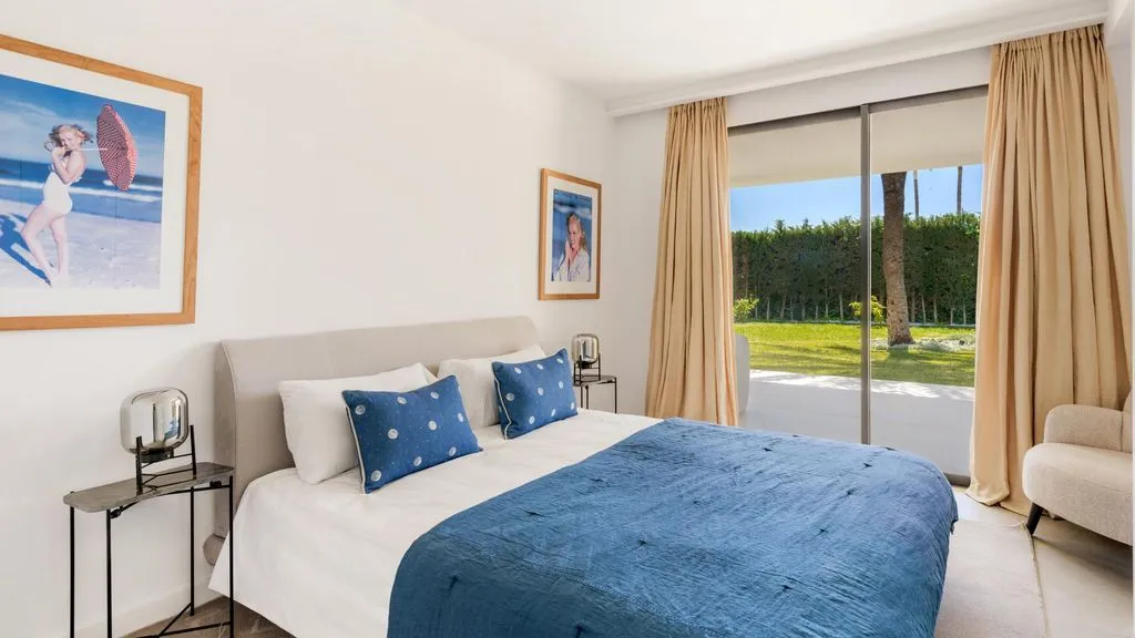Chambres - Luxury Villa with Sea Views in Golden Mile