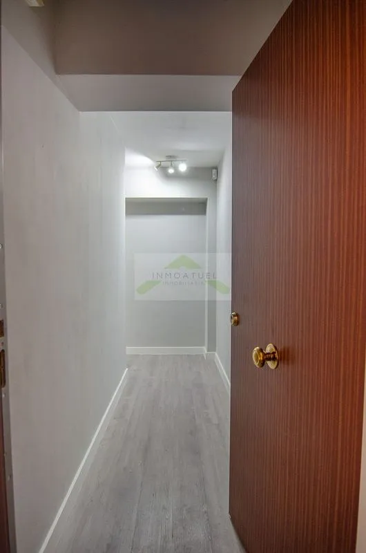 hallway_entrance