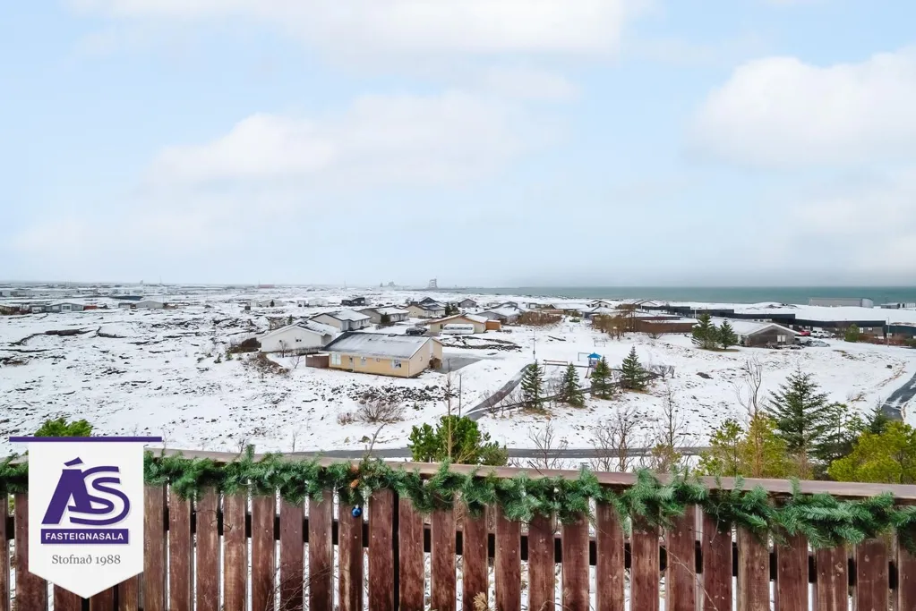 Jardin - Terraced House with Garden in Hafnarfjörður