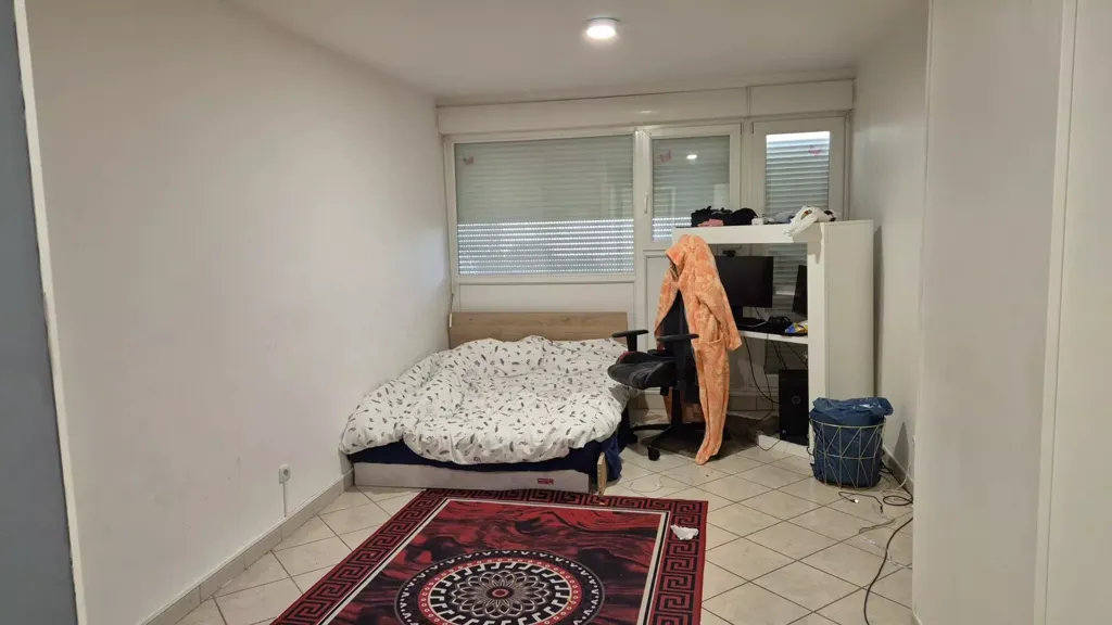 Magamistoad - Spacious Apartment with City View in Bar-Le-Duc