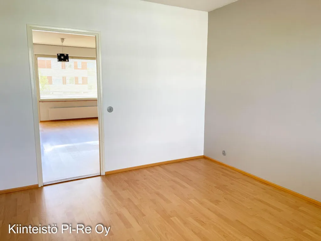 Pièces - Modernised Flat with Balcony in Forssa Centre