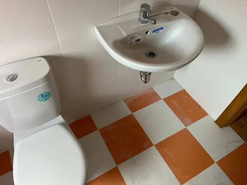 Bathrooms - Chalet with Garden near Avila