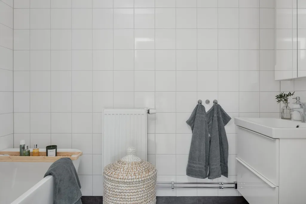 Bathrooms - Apartment with Garden in Långarör