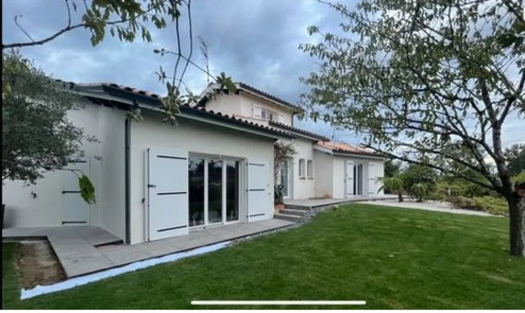 Välivaade - Renovated Villa with Pool in Bruguieres