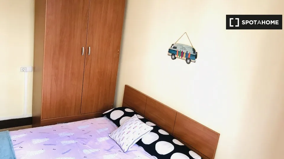 Magamistoad - Furnished Room in Shared Flat, Vigo