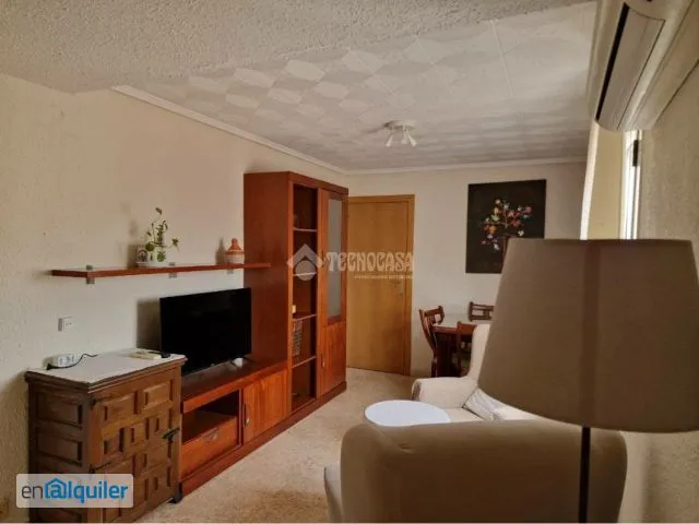 Elutuba - Student Flat with Balcony in Huesca