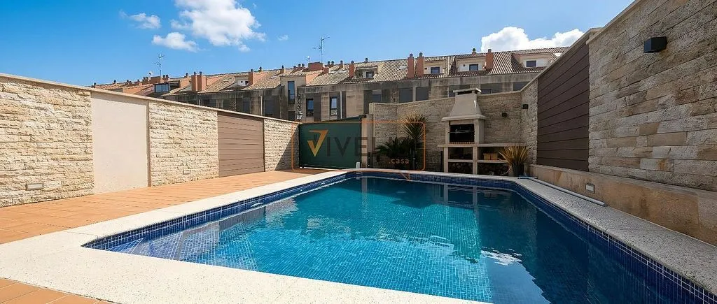 Bassein - Semi-detached House with Pool in Tui