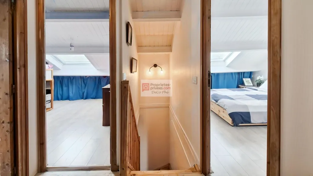 Entrée - Duplex Semi-Atypique sans Vis-à-Vis à Chaville