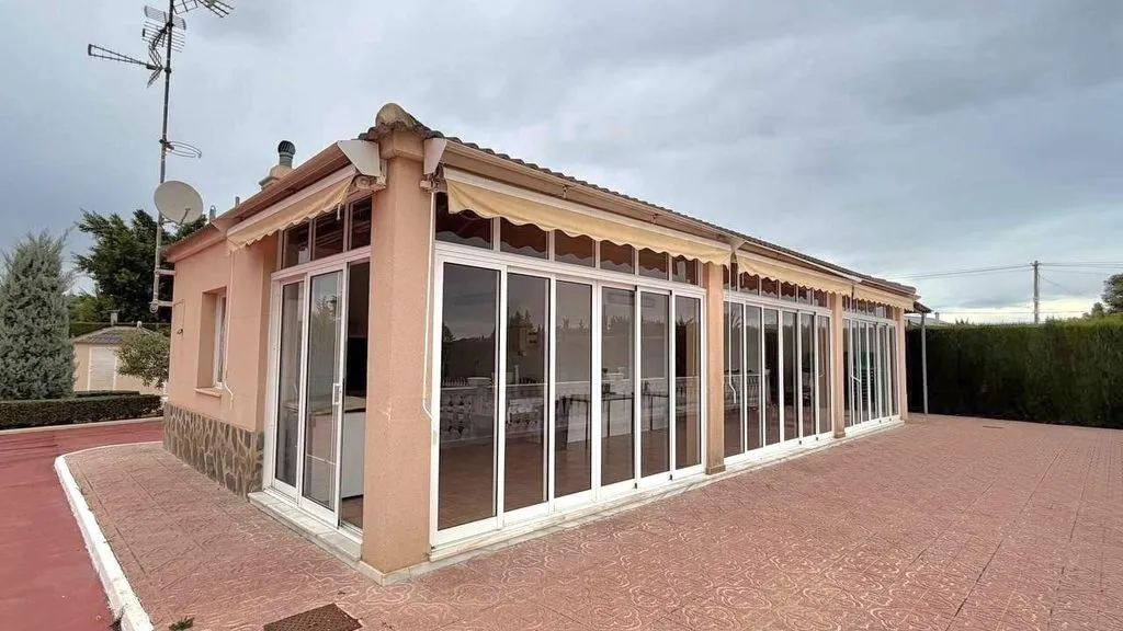 Terrass - Luxury Chalet with Pool in Elche
