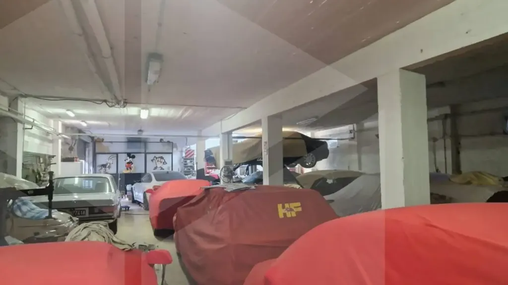 Garage - Garage with Ramp in Ciampino