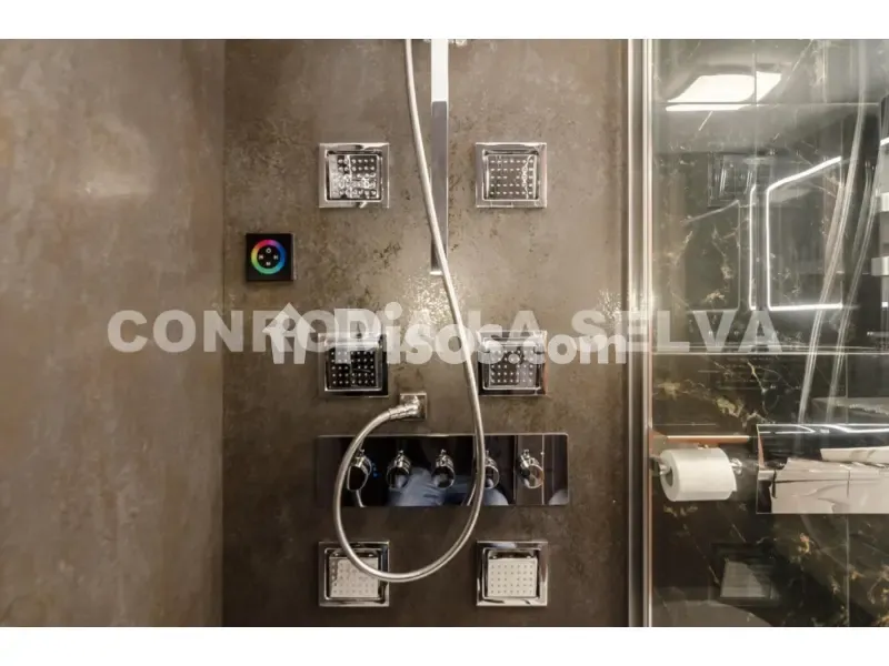 Bathrooms - Reformed Apartment with Balcony in Fenals