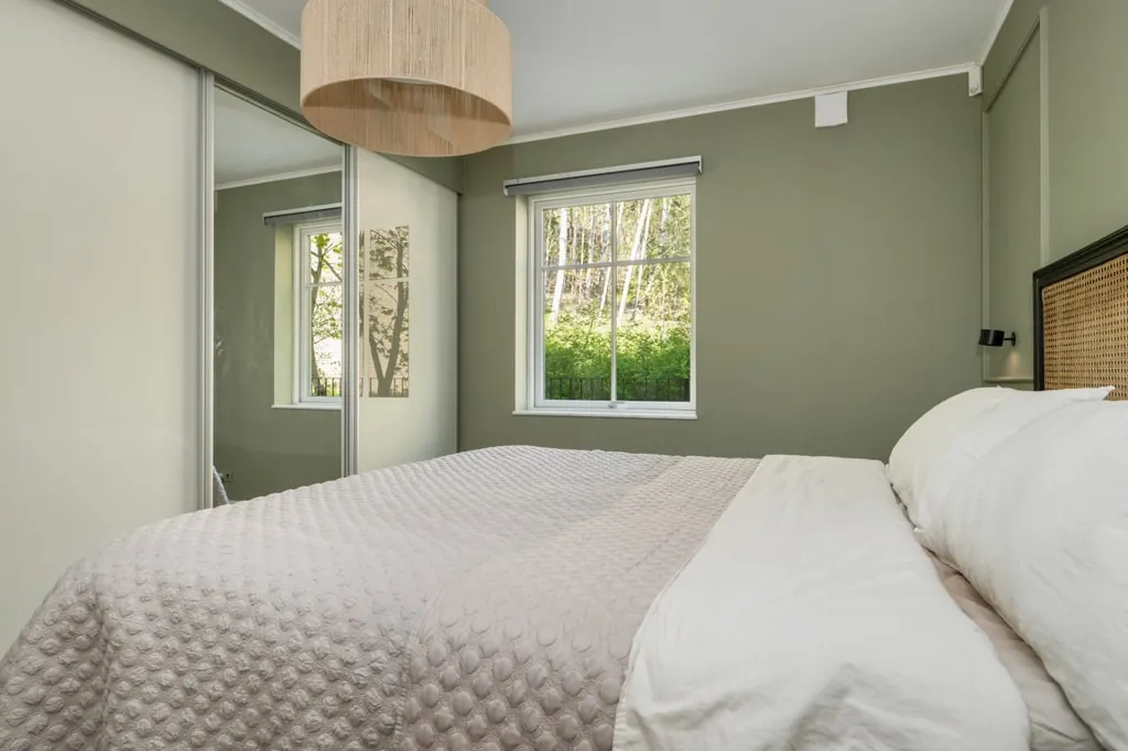 Magamistoad - 3-Bedroom Flat with Terrace in Mariekäll