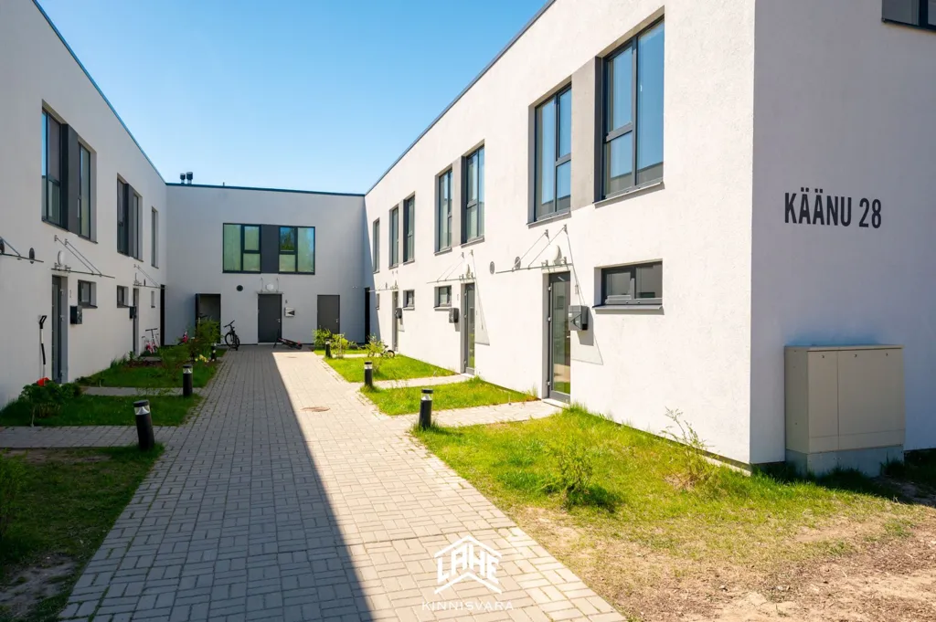 Giardino - Modern Flat with Terrace in Kõrveküla, Tartu