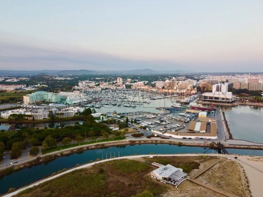 Vista aerea - Approved Plot for Villa in Vilamoura, Loulé