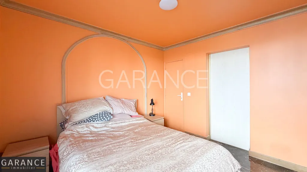 Magamistoad - Top-Floor Apartment with Balcony in Paris