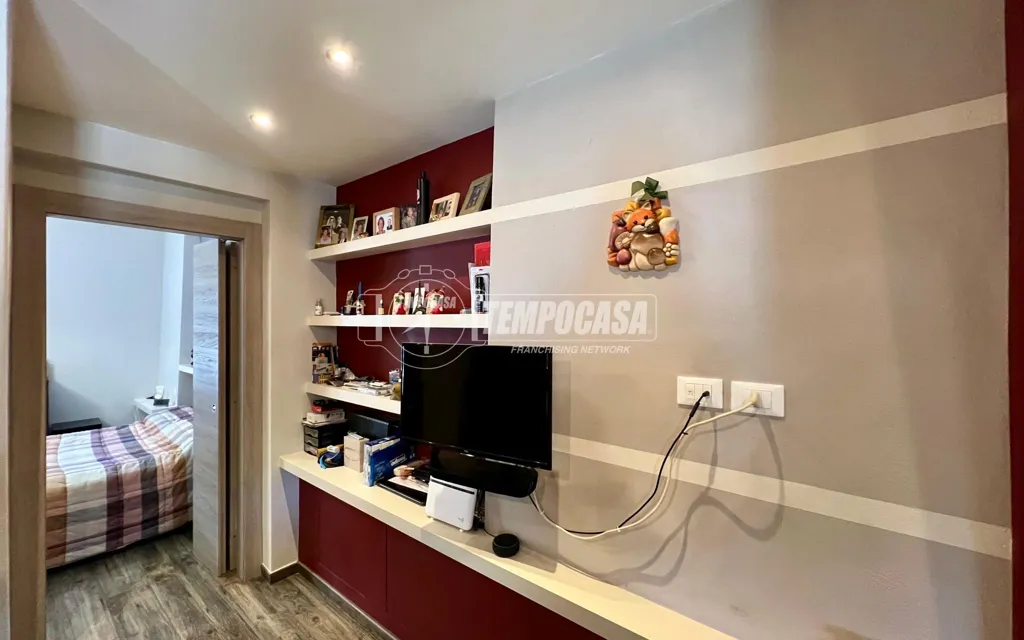 Elutuba - Restored Triplex with Garden in Torino Sassi