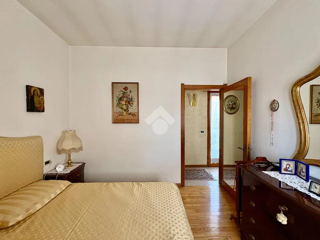 Magamistoad - Central Bifamiliare with Private Garden in Adro