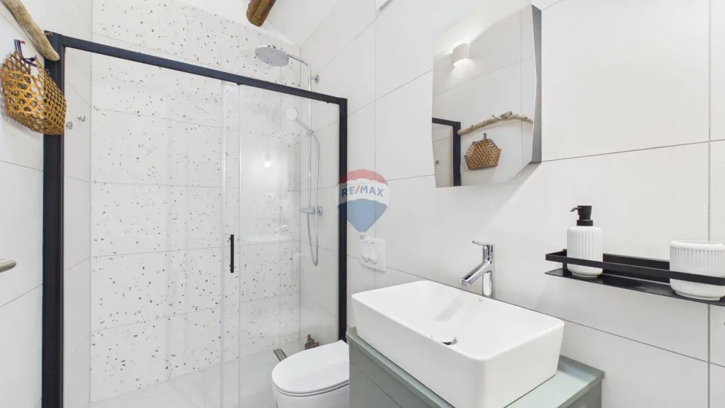 Salles de bain - Traditional Istrian House with Garden in Bale