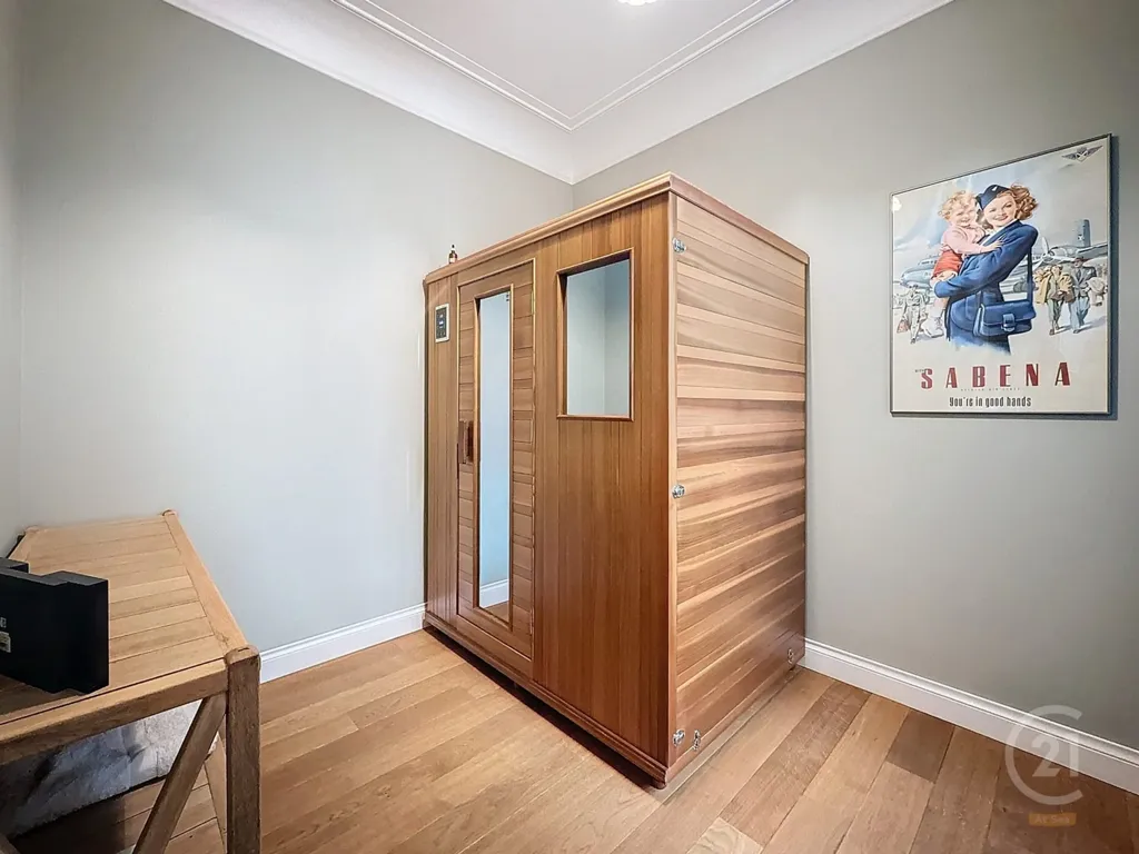 Pièces - Appartement Art Déco avec Vue Panoramique sur la Mer à Ostende