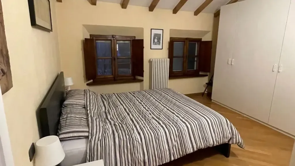 Magamistoad - Fully Furnished Apartment in Historic Building, Parma