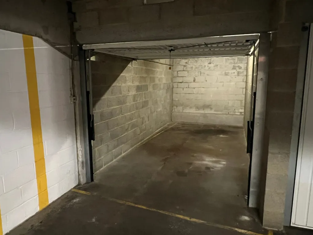 Garaaž - Studio with Garage in Salzinnes, Namur
