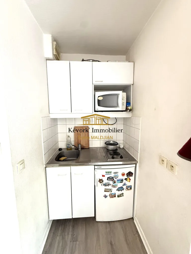 Köök - 3-Bedroom Apartment with Balcony in Valence