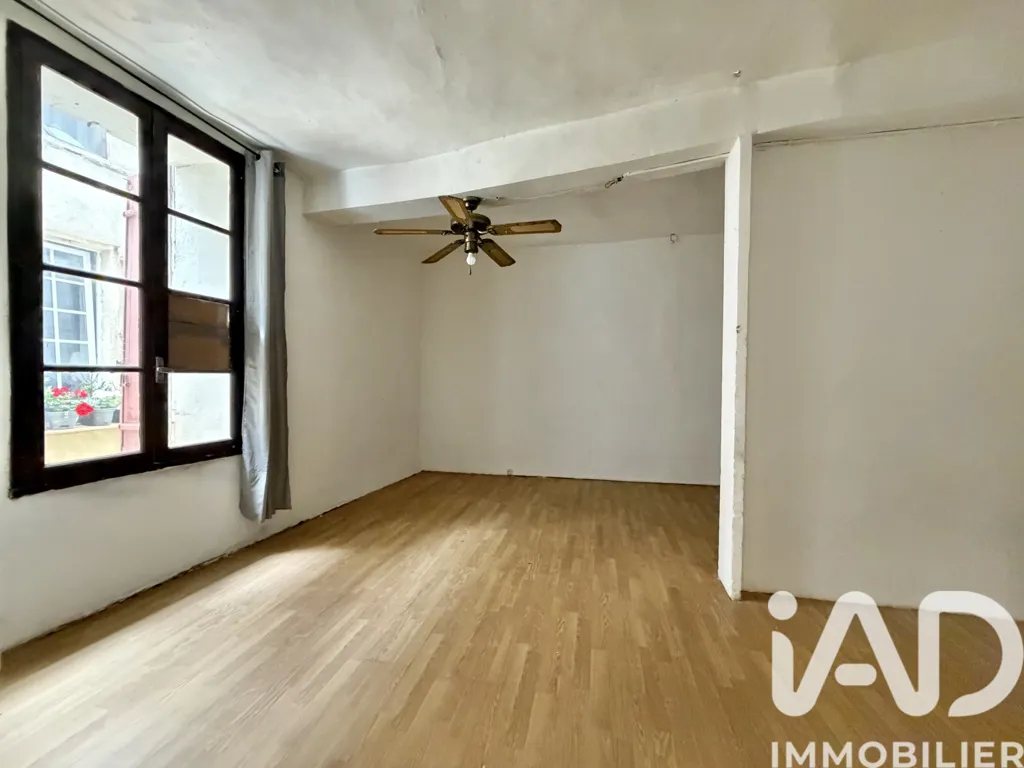 Toad - Village House with Renovation Potential in Puimisson