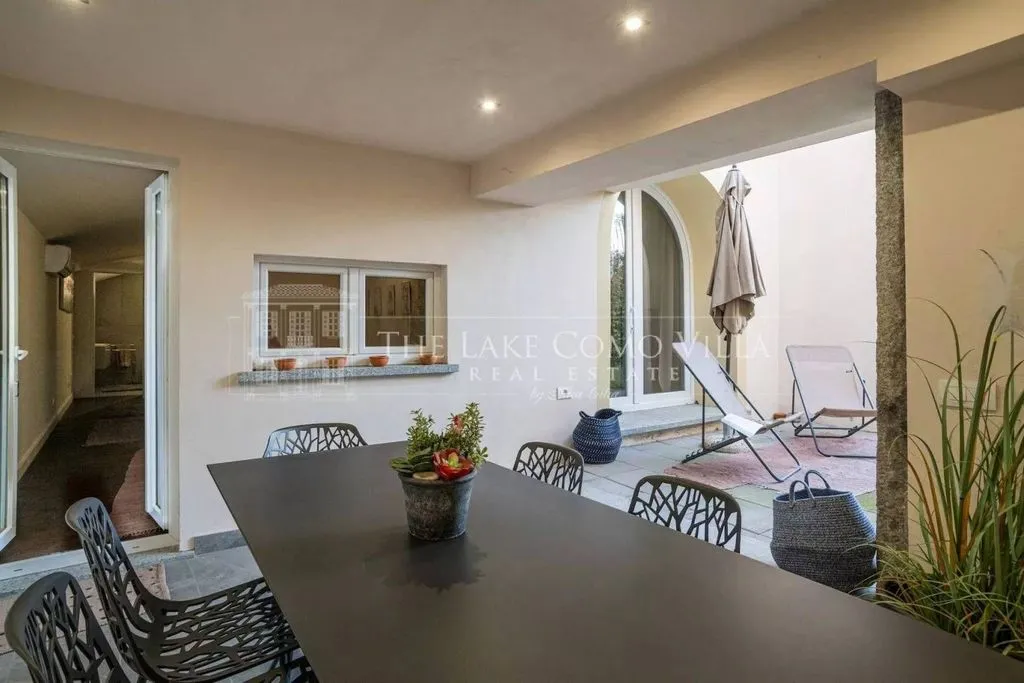 Terrasse - Luxury Apartment with Private Garden in Menaggio