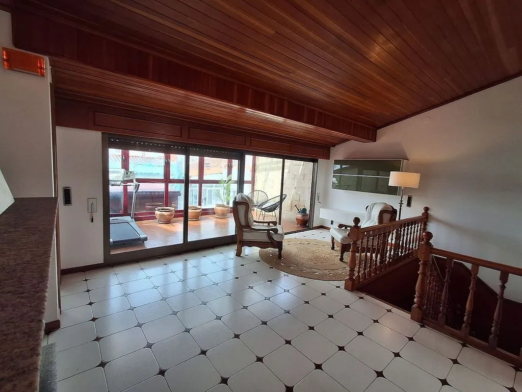 Séjour - Duplex with Terrace in Ferrol's Heart