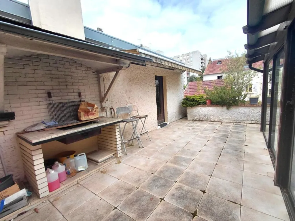 Terrasse - Duplex avec terrasse à Saint-Ouen-l'Aumône