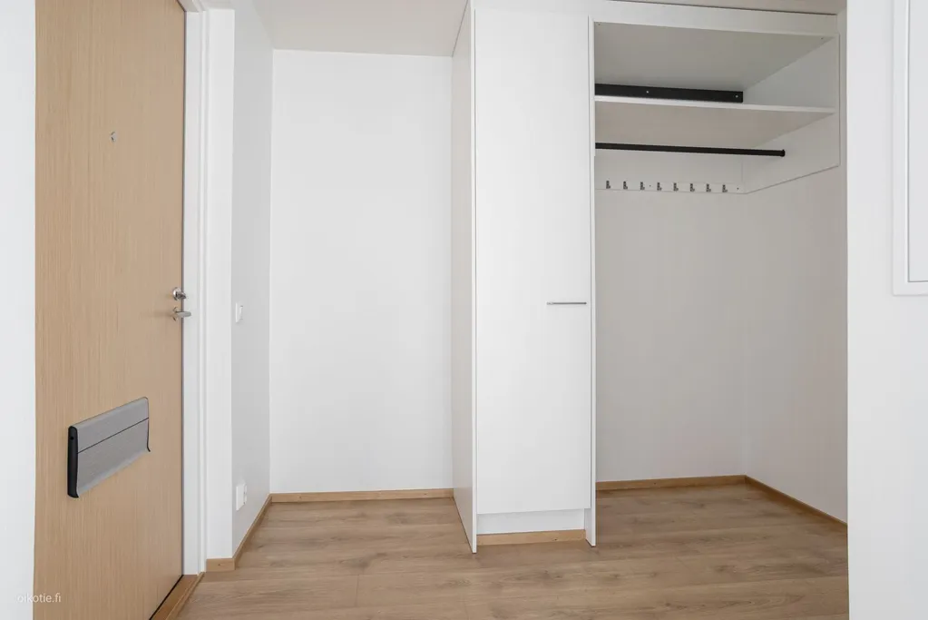 Toad - Modern Flat with Balcony in Konala, Helsinki