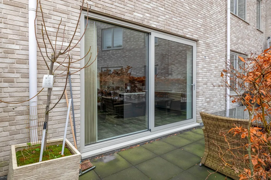 Terrazza - Modern Flat with Balcony and Rooftop in Delfshaven