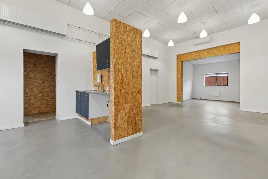 Pièces - Retail/Office with Visibility on Fynsvej
