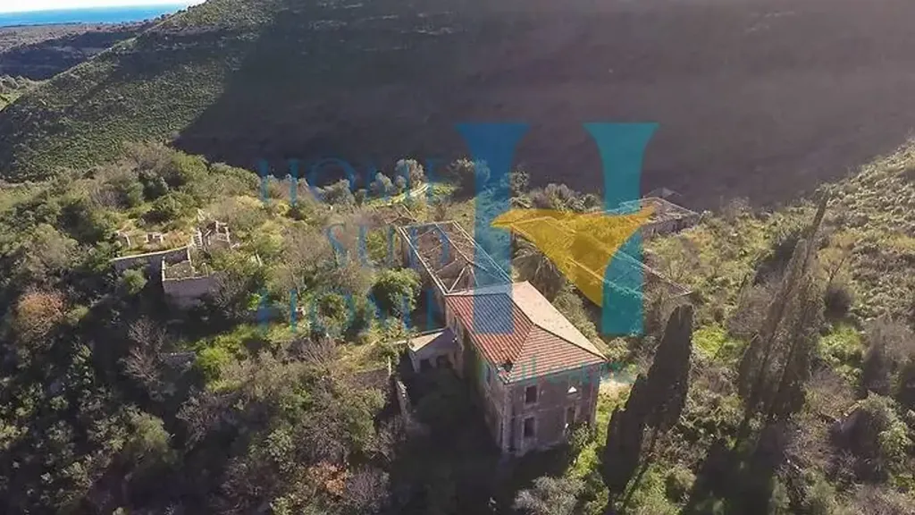 Õhuvaade - Restoration Project in Cavagrande Resort, Avola