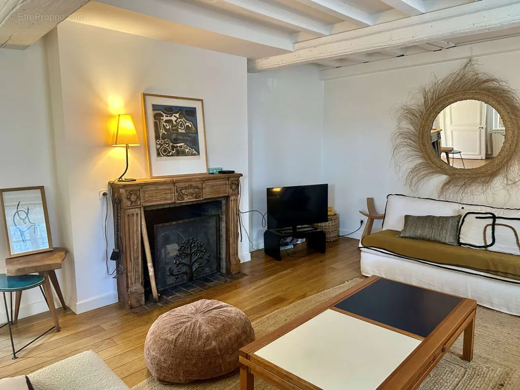 Maison 9 pièces à Tassin-La-Demi-Lune