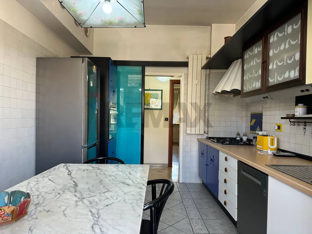 Köök - Apartment with Balcony near L'Aquila Centre